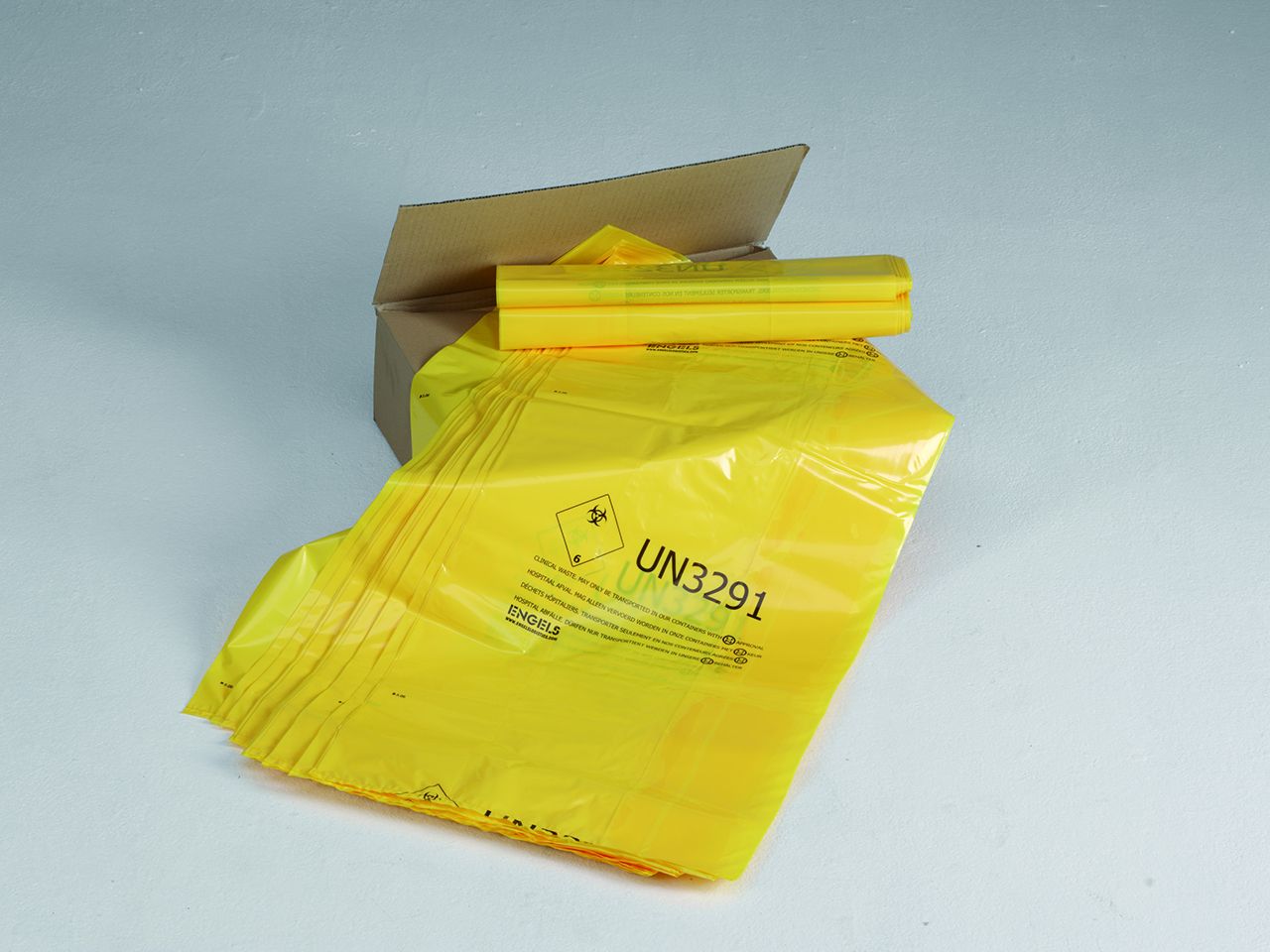 Bac plastique DASRI 1100L jaune/jaune - FM Developpement